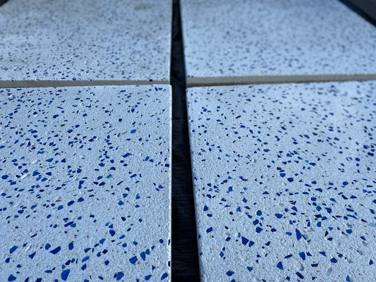 Losa Blanca Cristal Azul | 75x75x5 cm. | Palet 23 piezas